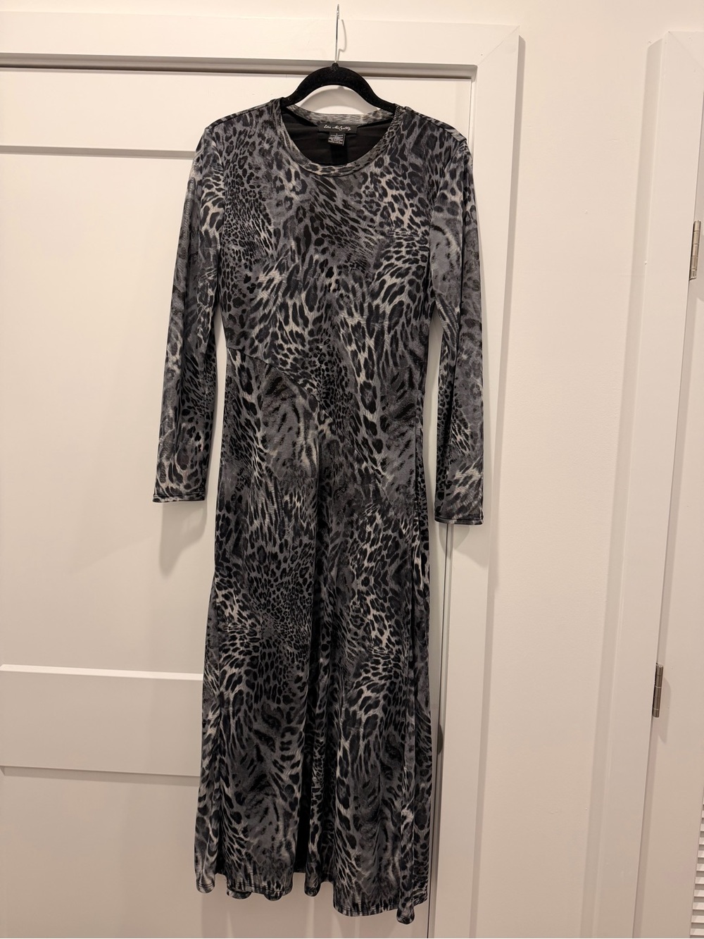 Women's Long Sleeve Grey Animal-Print Maxi Dress
